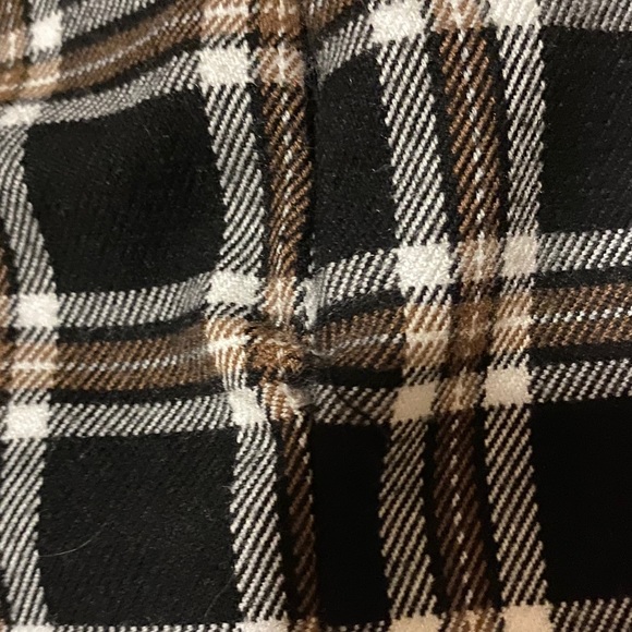 Plaid Brandy Melville Cara Skirt - Picture 4 of 5